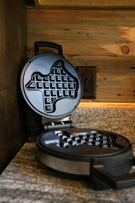 The Big Tex Luxury Cabin Is Epic Broken Bow Bagian luar foto